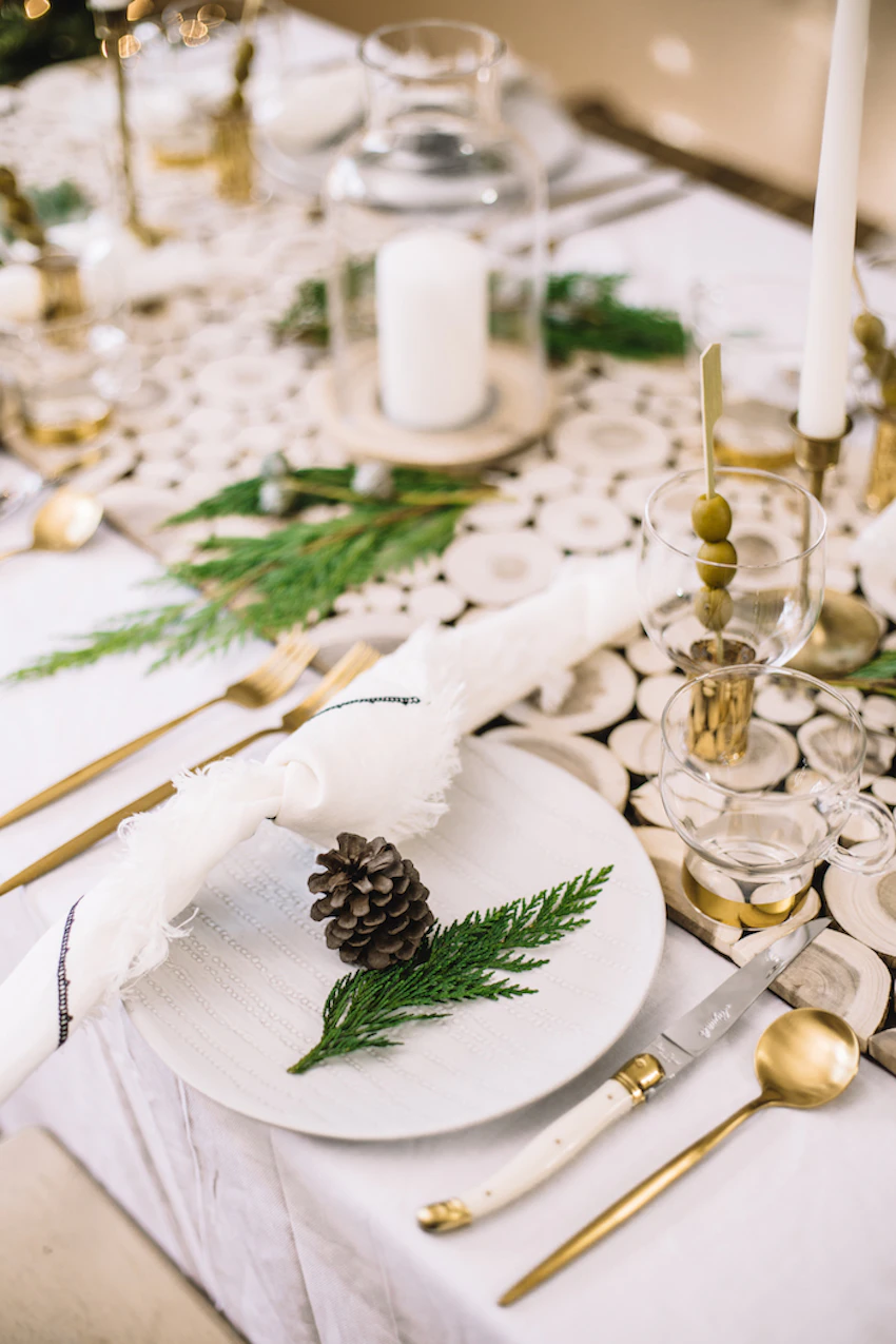 Good Looking winter wonderland table setting Create The Perfect Rustic Holiday Table Setting Inspired Home