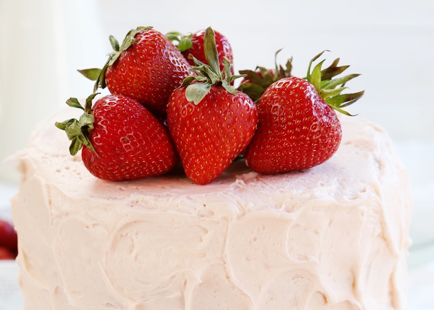 Strawberry Lemon Surprise Cake Recipe | Amanda Rettke | The Inspired Home