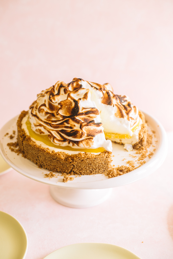 No Bake Lemon Meringue Cheesecake | The Inspired Home