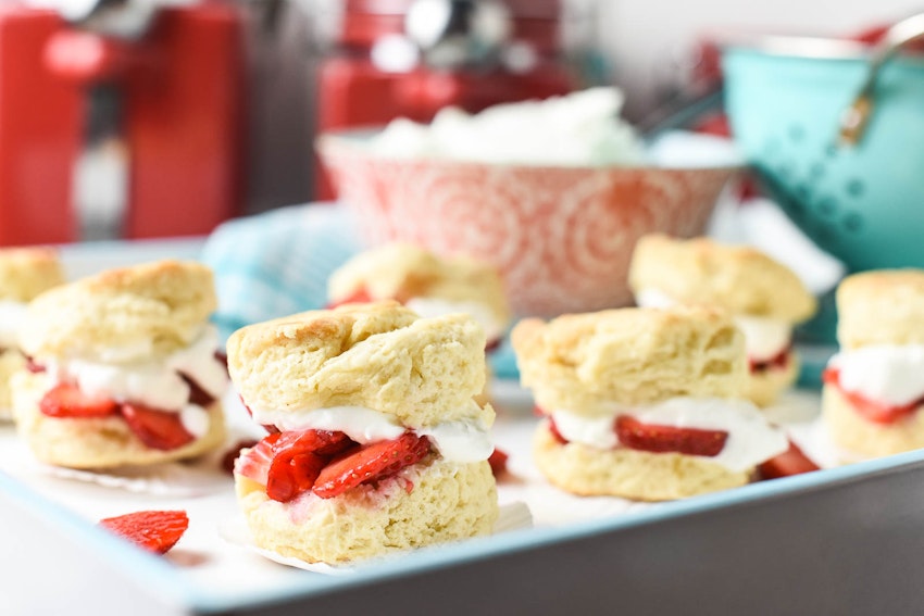 Strawberry Shortcake Sliders Perfect for Summer Picnics