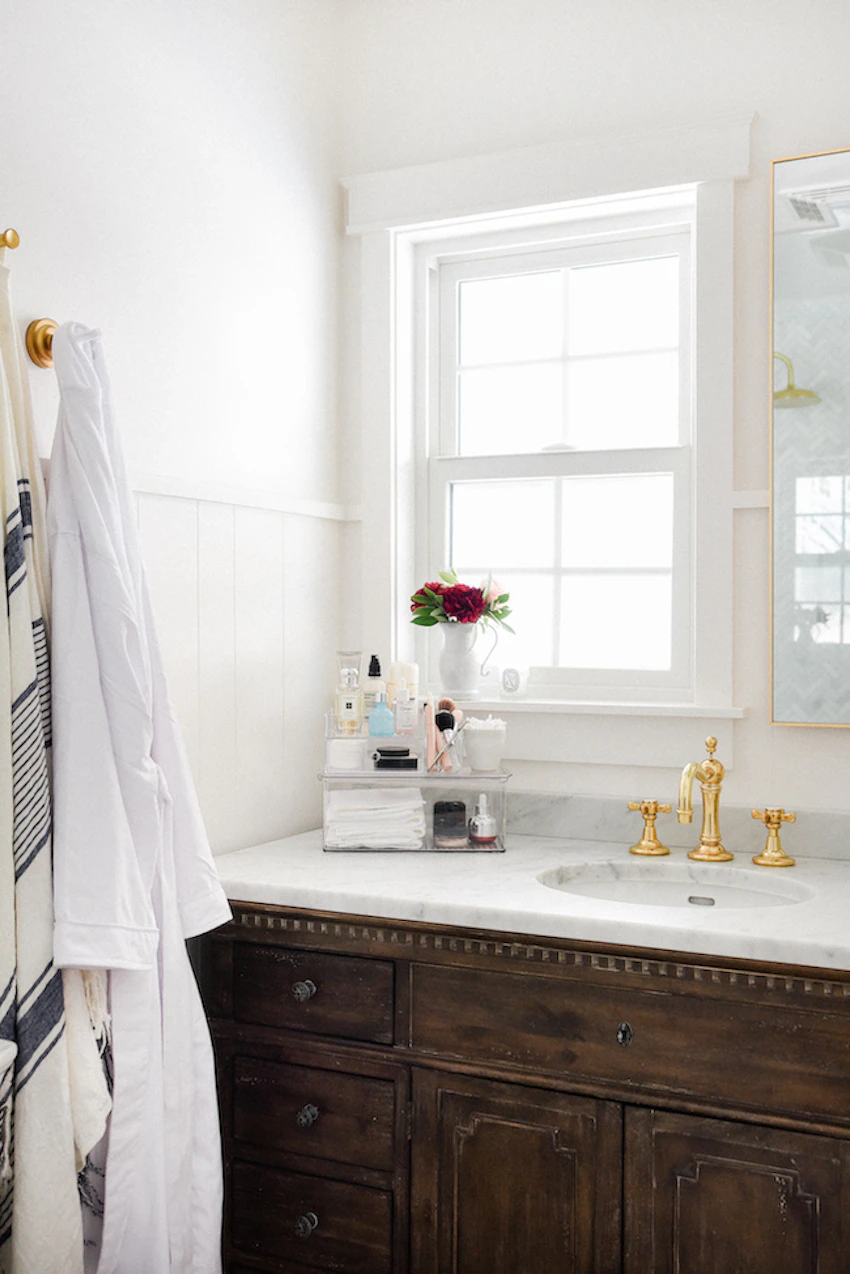 Tips For Organizing Your Bathroom Countertop The Inspired Home