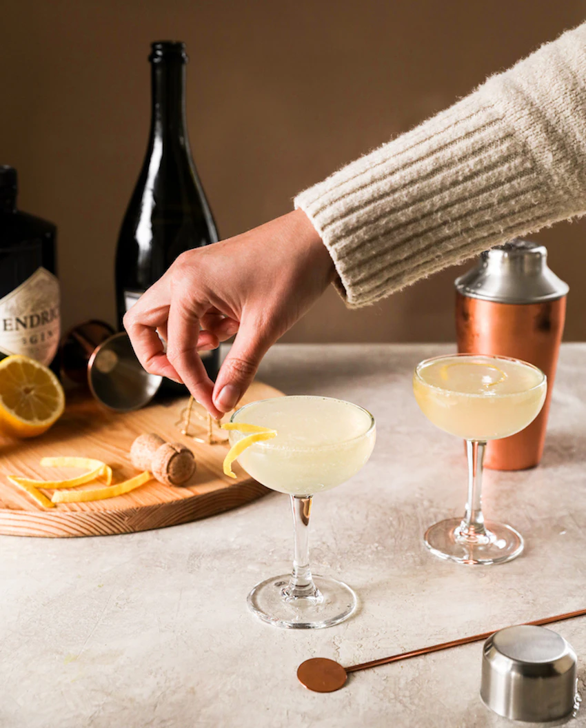 How to Make a Classic French 75 | The Inspired Home