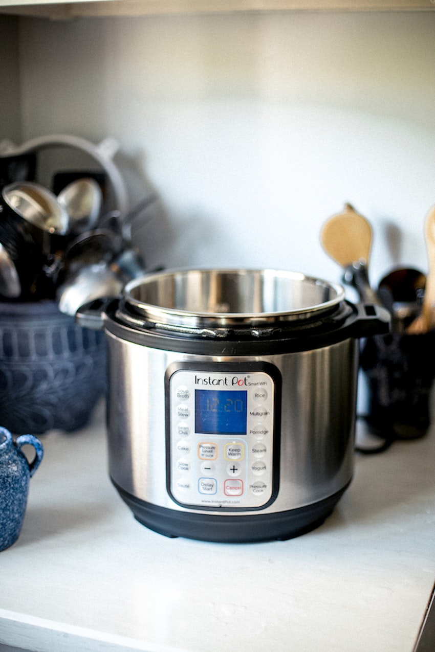 Instant Pot Fruit Crisp | TheInspiredHome.com #desserts #recipes #instantpot #fruit #fruitcrisp Instant pot 1