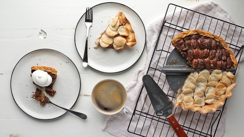 This Pan Lets You Make Two Pies At Once (For When You Have a Divided Household)