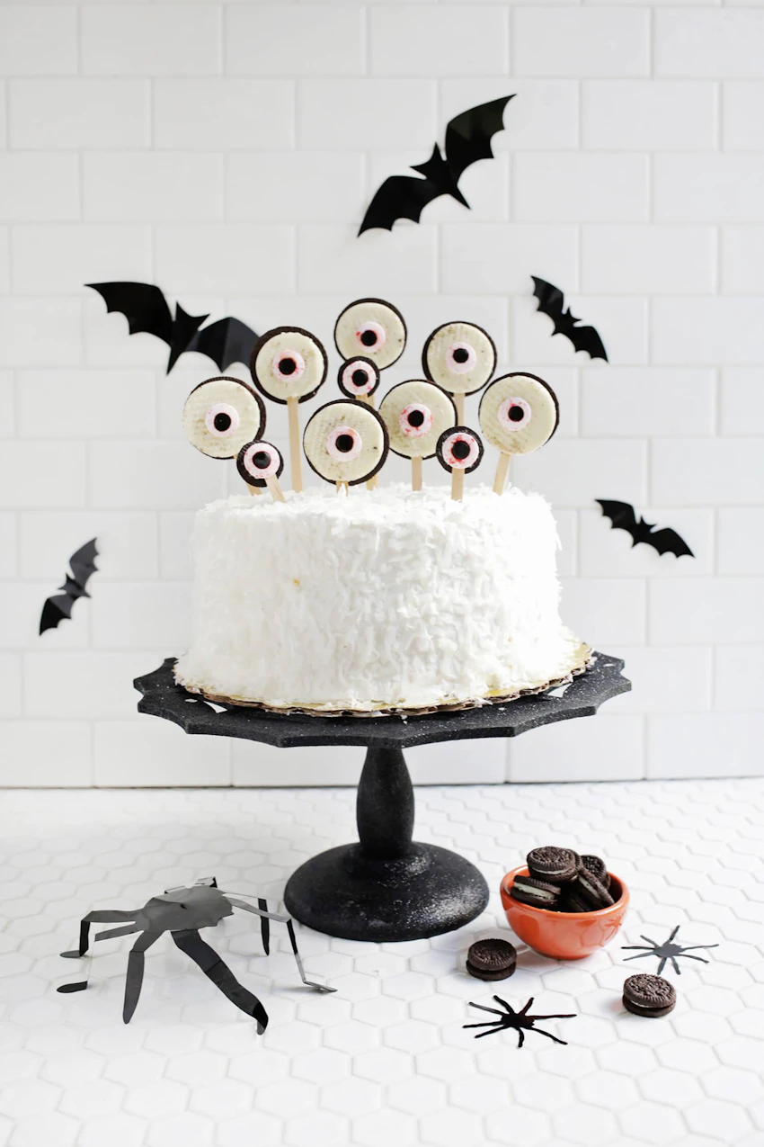 Spooky Eye Cake Toppers